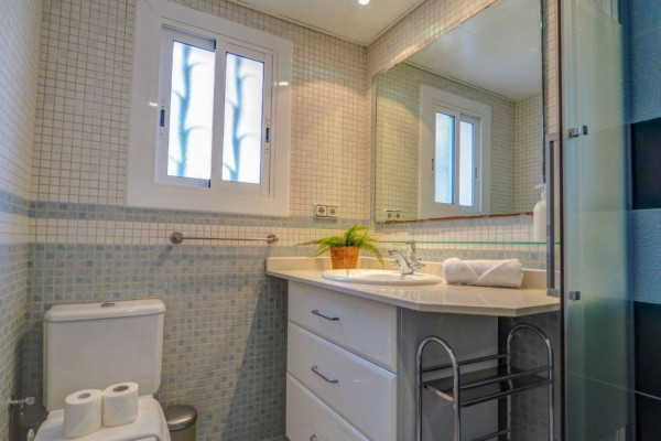 #Apartment - 2 Rooms 1 Bathrooms 70 m2 | Levantina-Montgavina-Quintmar, Sitges bathroom