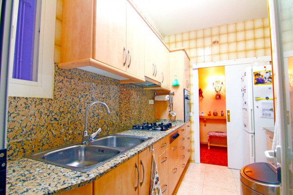 #26279 - Apartment - Centre, Sitges | Apartments for Sale | Hello Homes Sitges