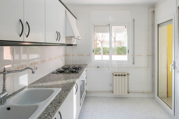 # - Apartment - 3 Rooms 2 Bathrooms 93 m2 | Centre, Sant Pere de Ribes 