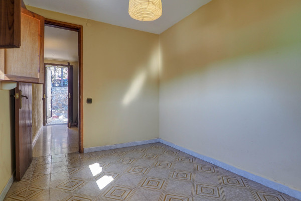 #Casas & Villas - 3 Habitaciones 1 Baños 90 m2 | Can Lloses, Sant Pere de Ribes 