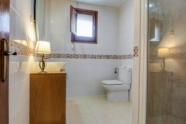 #Casas & Villas - 3 Habitaciones 1 Baños 90 m2 | Can Lloses, Sant Pere de Ribes 