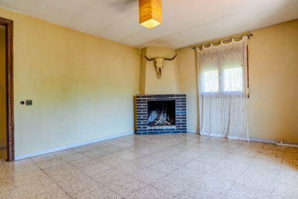 #Casas & Villas - 3 Habitaciones 1 Baños 90 m2 | Can Lloses, Sant Pere de Ribes 