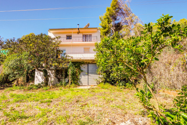 #Casas & Villas - 3 Habitaciones 1 Baños 90 m2 | Can Lloses, Sant Pere de Ribes 