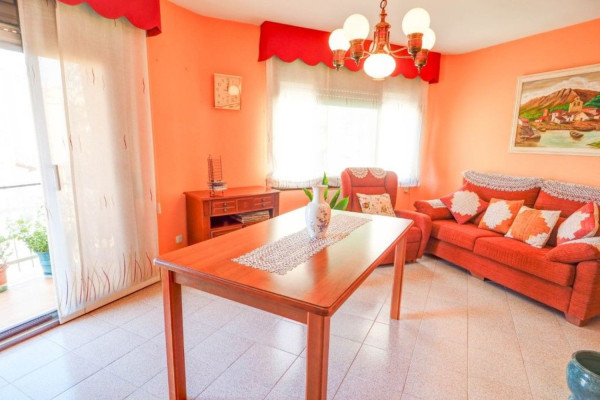 #Apartamento - 4 Habitaciones 1 Baños 94 m2 | Centre, Vilanova i la Geltrú living