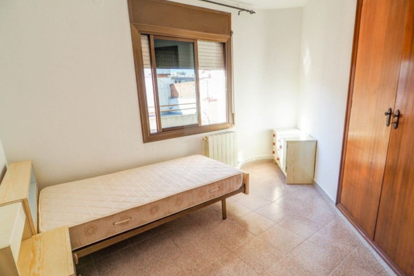 #Apartamento - 4 Habitaciones 1 Baños 94 m2 | Centre, Vilanova i la Geltrú bedroom