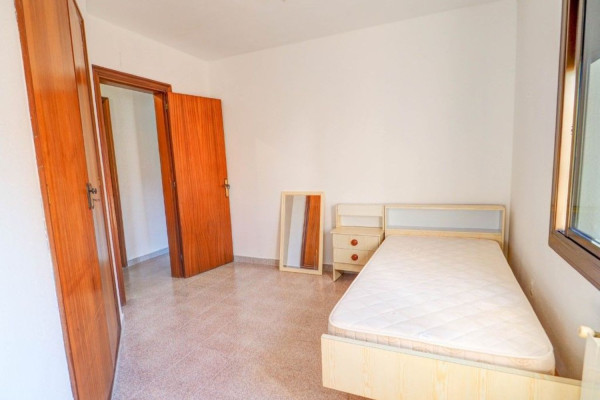 #Apartamento - 4 Habitaciones 1 Baños 94 m2 | Centre, Vilanova i la Geltrú bedroom