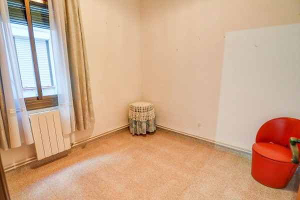 #room - Apartamento - 4 Habitaciones 1 Baños 94 m2 | Centre, Vilanova i la Geltrú 