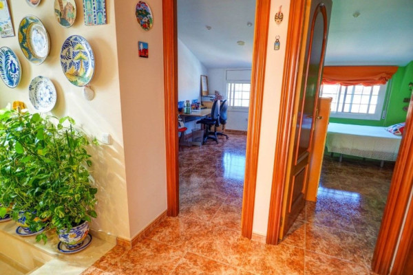 #Houses & Villas - 5 Rooms 5 Bathrooms 247 m2 | Centre Vila - La Geltrú, Vilanova i la Geltrú corridor