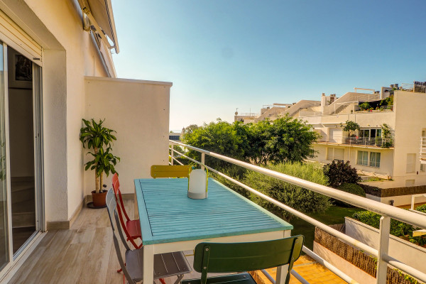 #Apartment - 3 Rooms 2 Bathrooms 104 m2 | Can Pei, Sitges 
