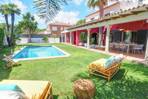 #Casas & Villas - 6 Habitaciones 6 Baños 526 m2 | Vinyet-Terramar, Sitges 