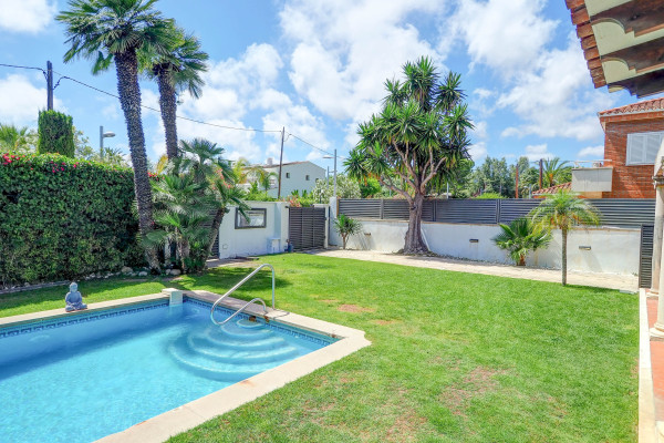 #Casas & Villas - 6 Habitaciones 6 Baños 526 m2 | Vinyet-Terramar, Sitges 
