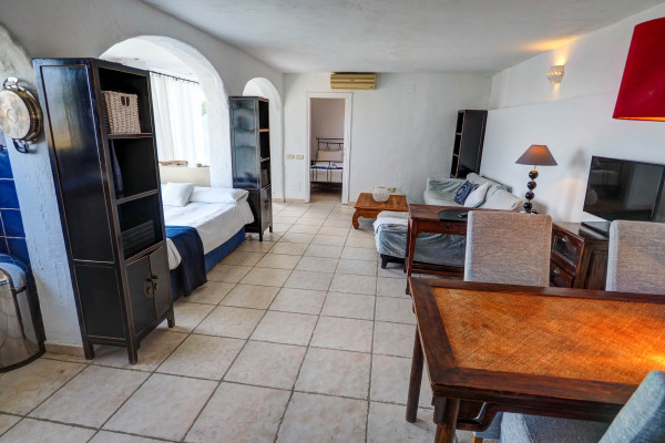 #Houses & Villas - 5 Rooms 4 Bathrooms 250 m2 | Levantina, Sitges 