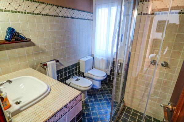 #Houses & Villas - 5 Rooms 4 Bathrooms 250 m2 | Levantina, Sitges 