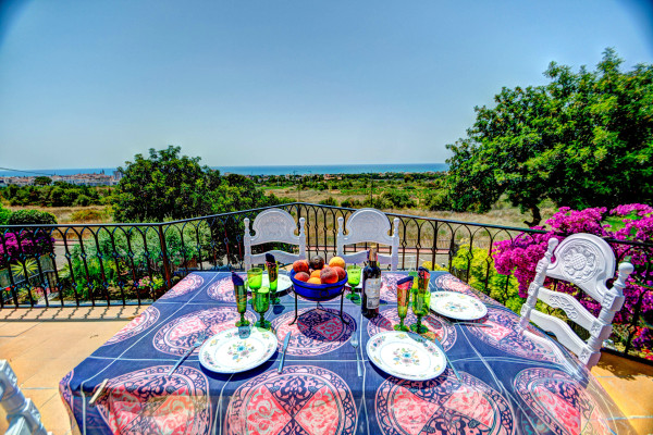 #Houses & Villas - 3 Rooms 3 Bathrooms 200 m2 | Santa Barbara, Sitges 