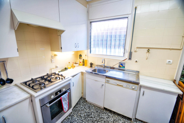 #Houses & Villas - 3 Rooms 3 Bathrooms 200 m2 | Santa Barbara, Sitges 