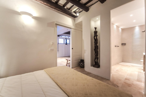 #Houses & Villas - 3 Rooms 3 Bathrooms 260 m2 | Centre, Sitges 