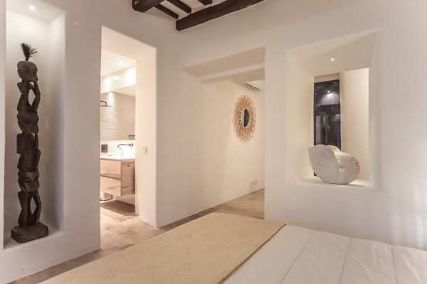 #Houses & Villas - 3 Rooms 3 Bathrooms 260 m2 | Centre, Sitges 