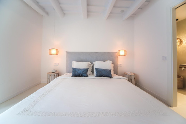 #Houses & Villas - 3 Rooms 3 Bathrooms 260 m2 | Centre, Sitges 