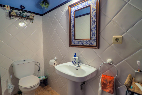 #Houses & Villas - 4 Rooms 3 Bathrooms 203 m2 | , Sant Pere de Ribes 