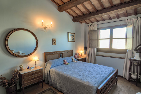 #Houses & Villas - 4 Rooms 3 Bathrooms 203 m2 | , Sant Pere de Ribes 