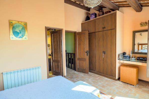 #Houses & Villas - 4 Rooms 3 Bathrooms 203 m2 | , Sant Pere de Ribes 