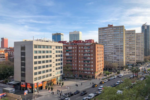 #Apartment - 4 Rooms 2 Bathrooms 107 m2 | Eixample, Barcelona Terraza