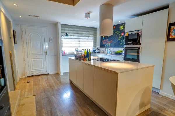 #Casas & Villas - 5 Habitaciones 3 Baños 250 m2 | , Sitges 