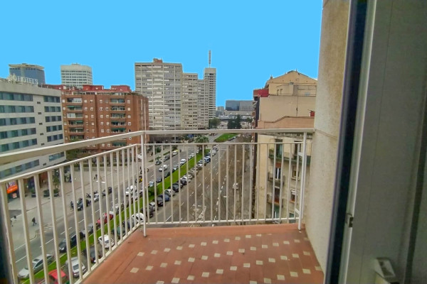 #Apartment - 4 Rooms 2 Bathrooms 107 m2 | Eixample, Barcelona Terraza
