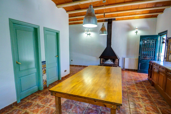 #Maisons & Villas - 6 Chambres 2 Salle de bain 525 m2 | Canyelles, Canyelles 