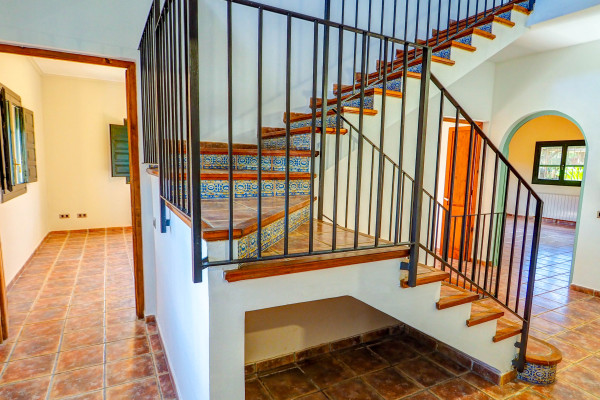 #Maisons & Villas - 6 Chambres 2 Salle de bain 525 m2 | Canyelles, Canyelles 