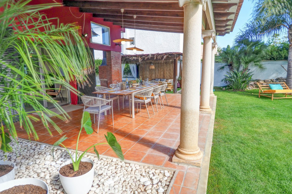 #Houses & Villas - 6 Rooms 6 Bathrooms 526 m2 | Vinyet-Terramar, Sitges 