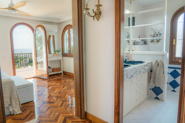 #Casas & Villas - 6 Habitaciones 5 Baños 591 m2 | Vallpineda, Sitges 
