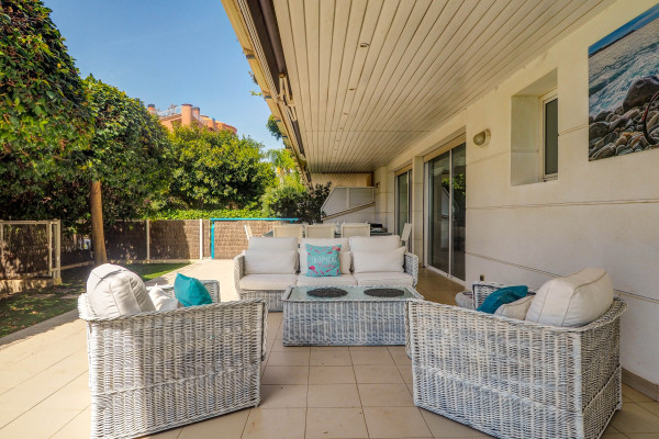 #Apartment - 3 Rooms 3 Bathrooms 150 m2 | Terramar, Sitges 