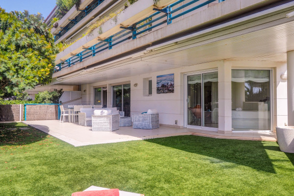 #Apartment - 3 Rooms 3 Bathrooms 150 m2 | Terramar, Sitges 
