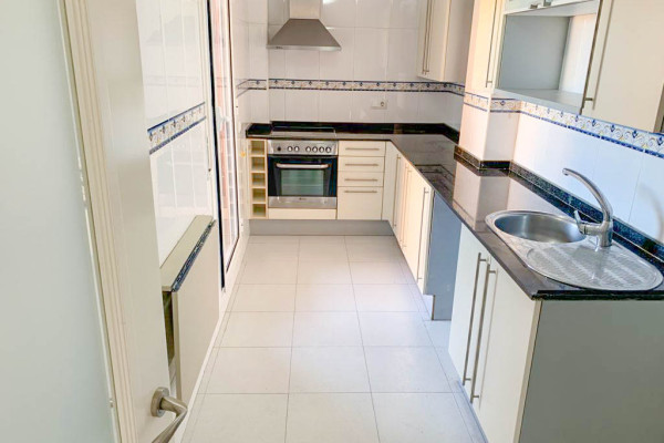 #Appartement - 3 Chambres 2 Salle de bain 168 m2 | Les Salines, Cubelles Cocina