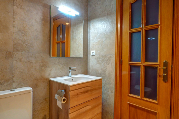 #Maisons & Villas - 6 Chambres 3 Salle de bain 218 m2 | Levantina, Sitges Baño