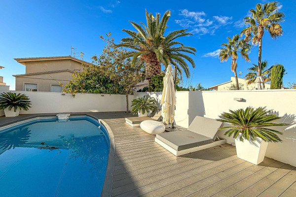 #37790 - ukendt | Levantina, Sitges | Ejendomsfortegnelse | Hello Homes Sitges