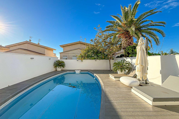 #37819 - ukendt | Levantina, Sitges | Ejendomsfortegnelse | Hello Homes Sitges