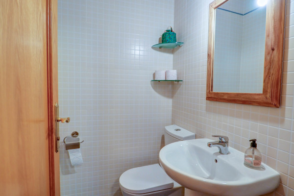 #Houses & Villas - 5 Rooms 3 Bathrooms 509 m2 | mas mestres, Olivella Baño