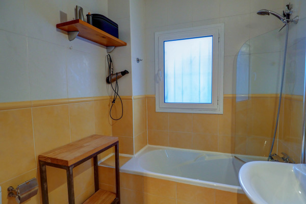 #Houses & Villas - 5 Rooms 3 Bathrooms 509 m2 | mas mestres, Olivella Baño