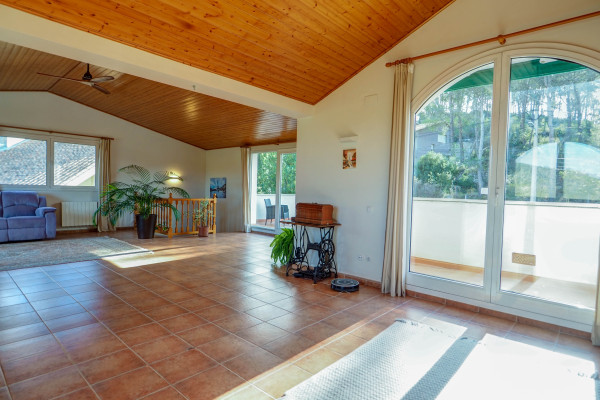 #38184 - Starfall House | Houses for Sale | Hello Homes Sitges