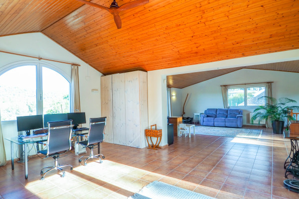 #38187 - Starfall House | Houses for Sale | Hello Homes Sitges