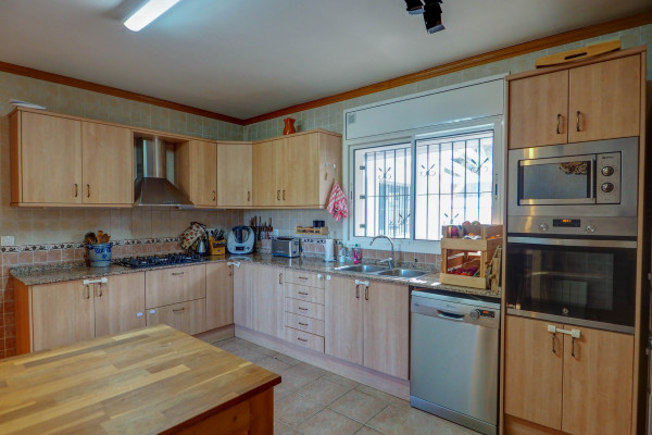 #38203 - Starfall House | Houses for Sale | Hello Homes Sitges