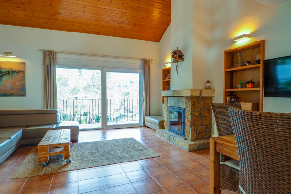 #38209 - Starfall House | Houses for Sale | Hello Homes Sitges
