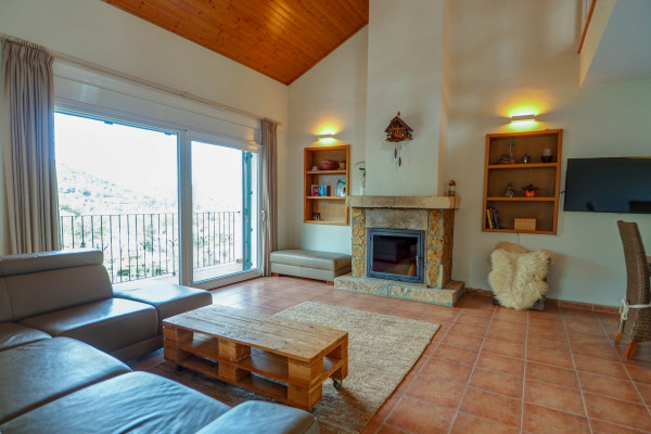 #38217 - Starfall House | Houses for Sale | Hello Homes Sitges