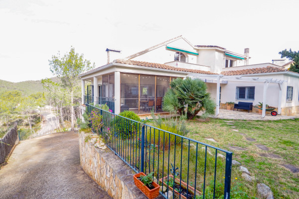 #Houses & Villas - 5 Rooms 3 Bathrooms 509 m2 | mas mestres, Olivella Vistas