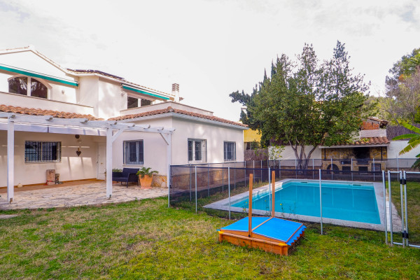 #Entrada - Casas & Villas - 5 Habitaciones 3 Baños 509 m2 | mas mestres, Olivella 