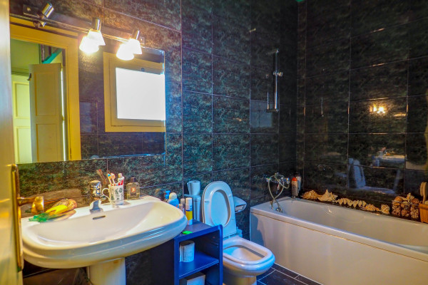 #Houses & Villas - 3 Rooms 3 Bathrooms 118 m2 | , Sitges Baño