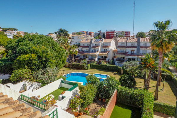 #Casas & Villas - 4 Habitaciones 3 Baños 213 m2 | , Sant Pere de Ribes Vistas