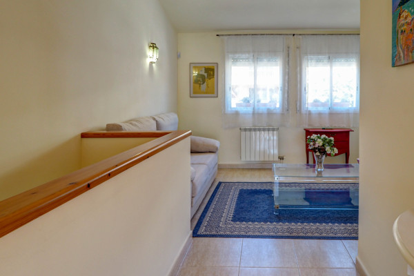 #Maisons & Villas - 4 Chambres 3 Salle de bain 213 m2 | , Sant Pere de Ribes Sala